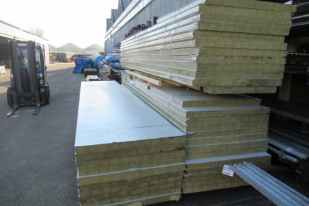 195m² Gebruikte steenwol wandpanelen 80mm dik zeer nette staat